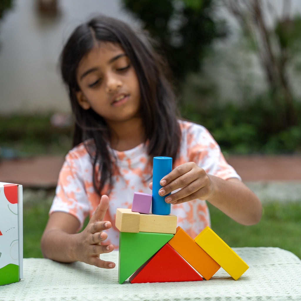 NESTA TOYS Wooden Pounding Bench Toy with Mallet | 8 Colourful Pegs - Flip, Pound & Repeat | Musical Toy - Sound on Every Hit | Builds Hand-Eye Coordination & Cause-Effect Learning | Ages 1-3 Years