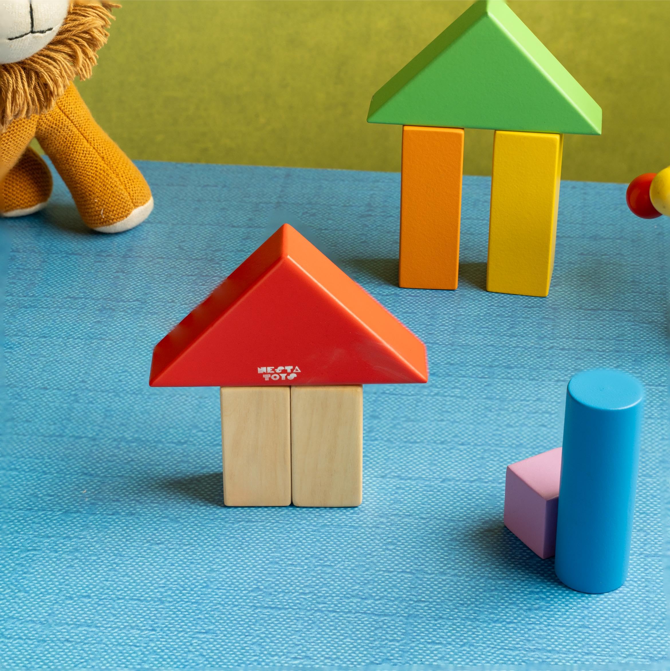 NESTA TOYS Wooden Pounding Bench Toy with Mallet | 8 Colourful Pegs - Flip, Pound & Repeat | Musical Toy - Sound on Every Hit | Builds Hand-Eye Coordination & Cause-Effect Learning | Ages 1-3 Years